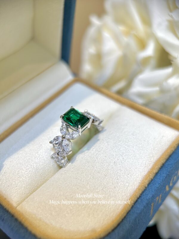 Elegant S925 Sterling Silver Marquise Butterfly Emerald Ring for Women – Colorful Gemstone Luxury Design - Image 4
